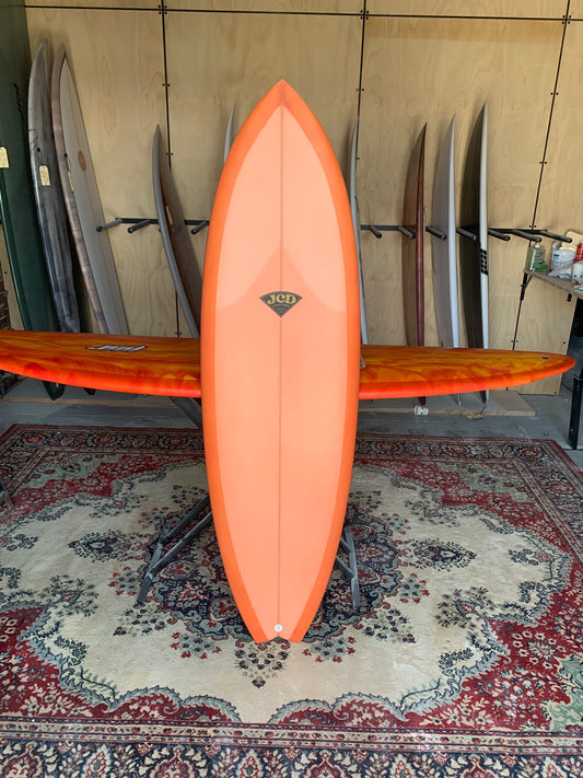 5,10 x 19 7/8 x 2 5/8 (34.3L) In Orange Peel